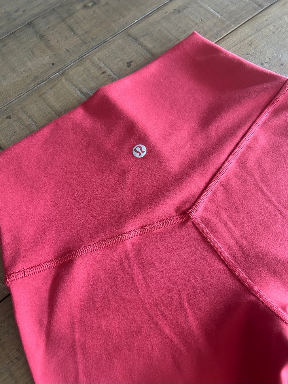 Lululemon Align High rise 6” short - Picture 6 of 8